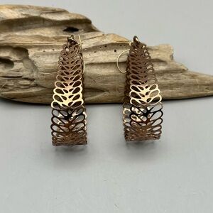 Elegant Copper Tone Filigree Oval Hoop Earrings - Chic Gift -Vintage Inspired